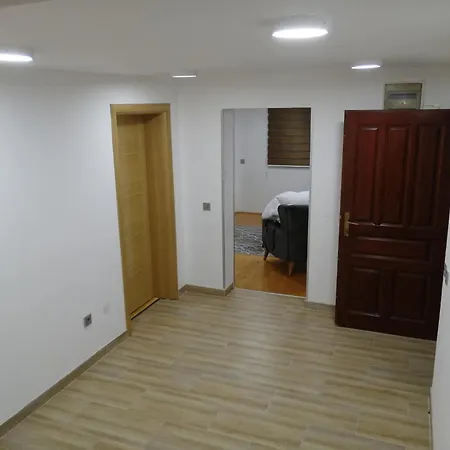 Oryx Free Double Garage Parking Sarajevo
